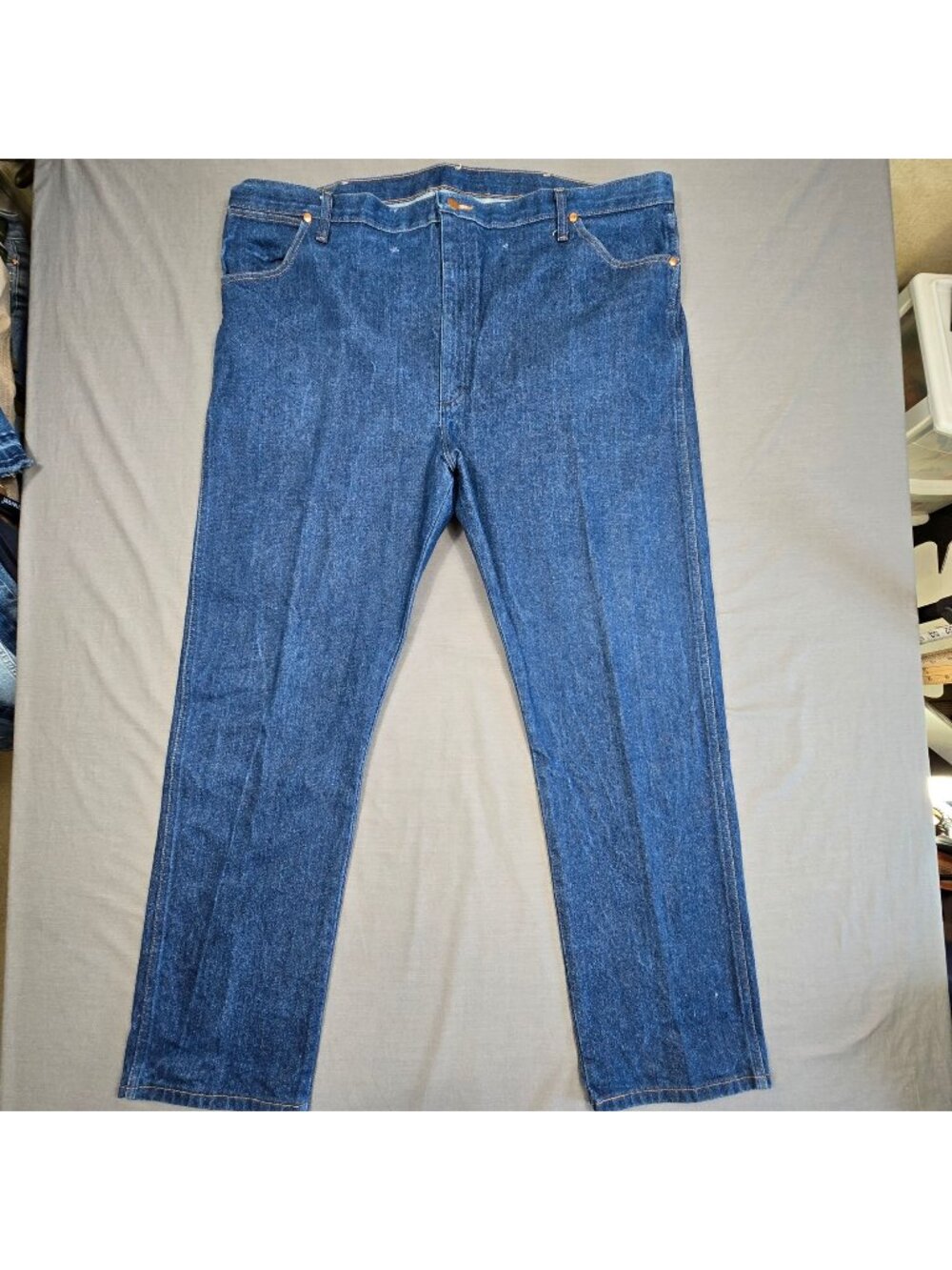 Wrangler 13MWZ Men’s 48X32 Relaxed Fit Blue Denim Jeans Western 100% Cotton